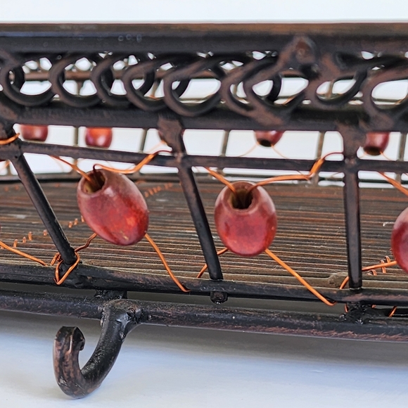 Contemporary Lg. Centerpiece METAL WIRE BASKET FRUIT TRAY w/ Wood Beads & Bottom - Picture 3 of 9